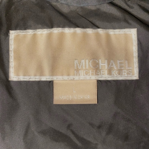 MICHAEL KORS Women’s Green/Brown Down Fill Full Zip Hooded Puffer - Picture 4 of 6